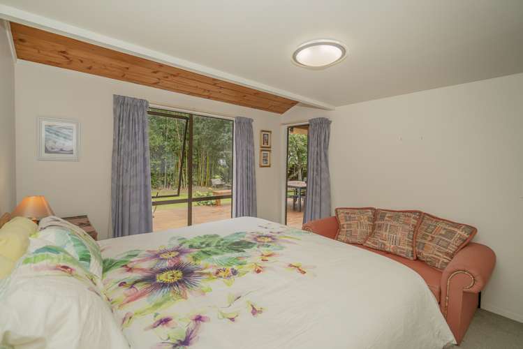 1227 Hikuai Settlement Road Pauanui_7