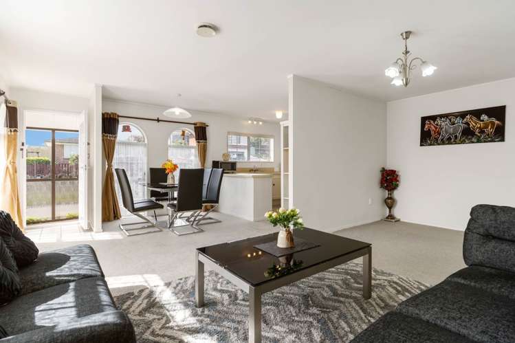 1/8 Keeney Court Papakura_6