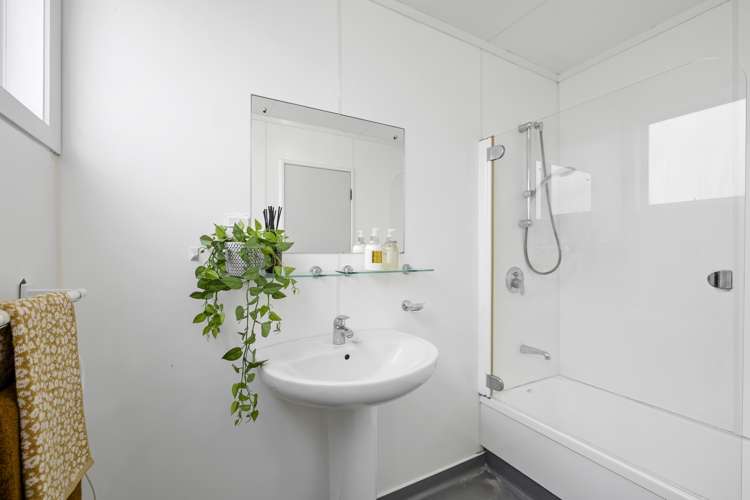 405 Devon Street East Strandon_9