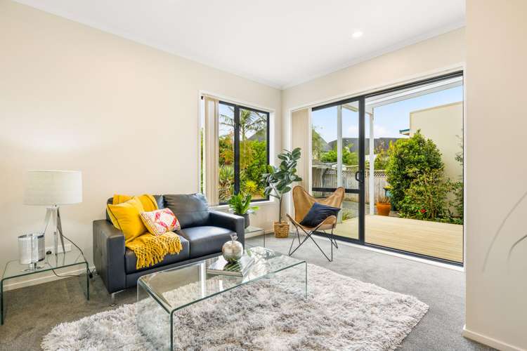 38 Danica Esplanade Te Atatu Peninsula_8