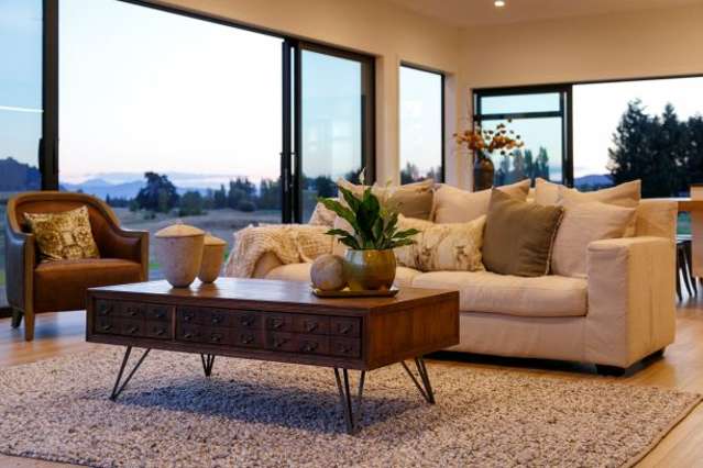 9 Maurice Harding Avenue Paerata_4