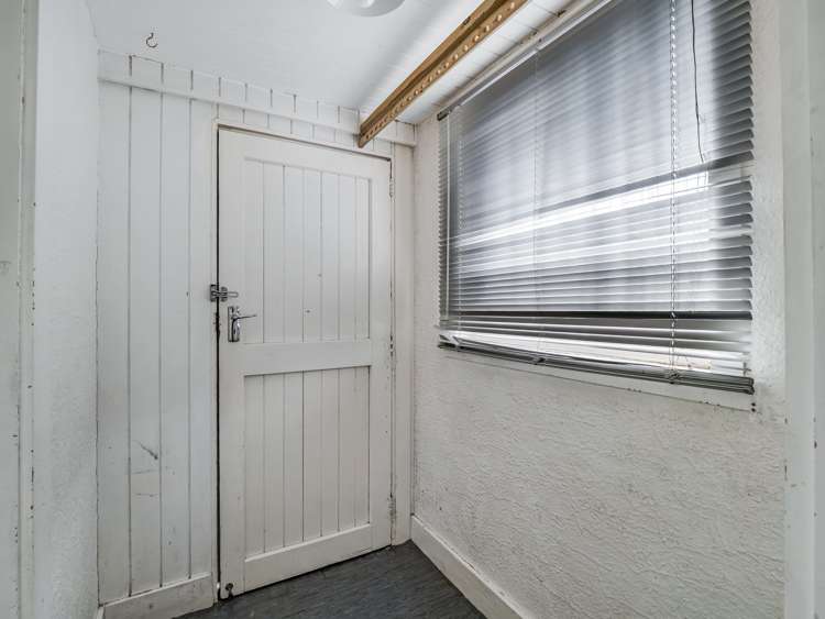 9B Worcester Street West End_18