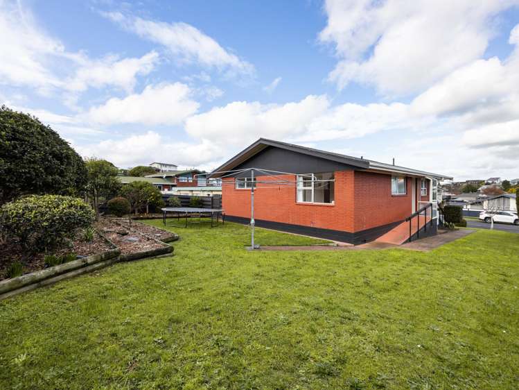 38 Glamis Avenue Dinsdale_14