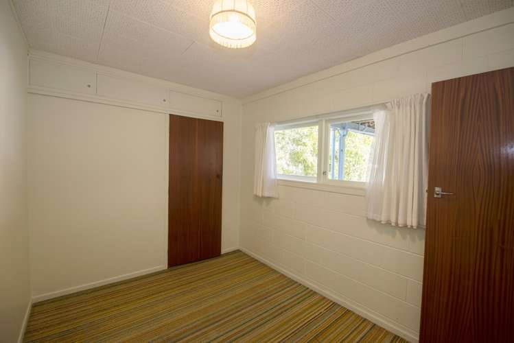 23 Merchant Avenue Te Atatu South_16