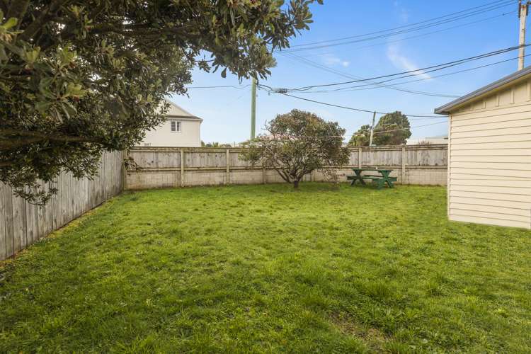 15 Pirie Crescent Moera_7