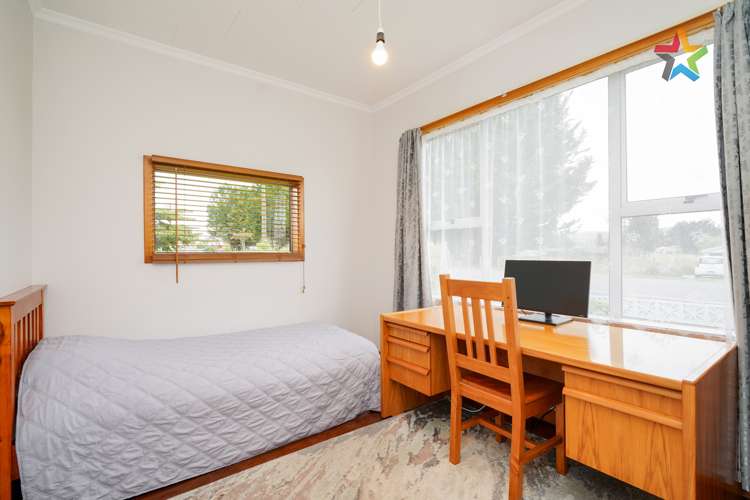 35 Sinclair Avenue Nightcaps_13