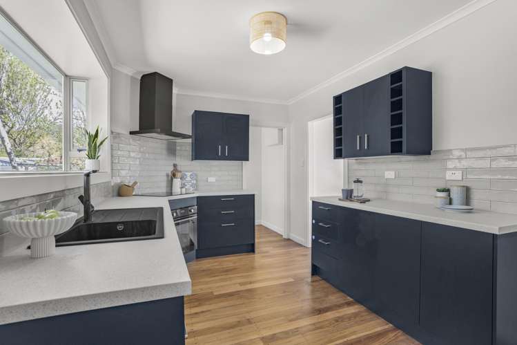 662 Main Road North Te Marua_9
