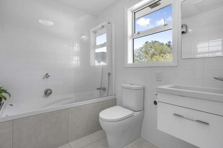 19 Maungaraki Road Korokoro_15