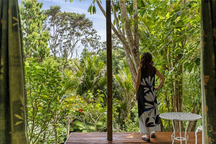 193 Godley Road Titirangi_24