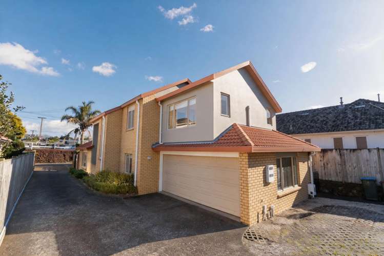 56A St Andrews Road Epsom_28