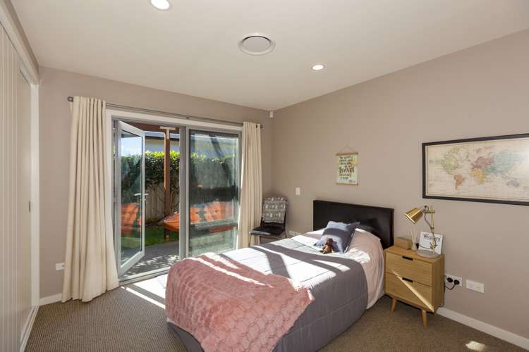 2 Beckett Lane Raumati Beach_16