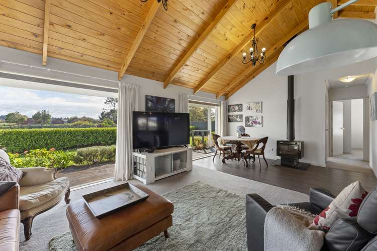 4 Montague Grove Stratford_2