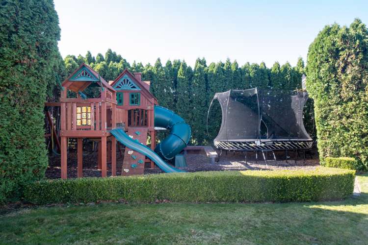 300 Nottingley Road Frimley_28