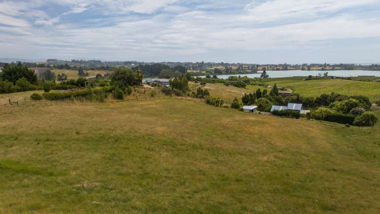 17 Bronte Road East Mahana_8