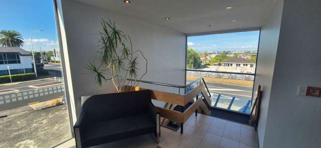 Level 1/19 Byron Avenue Takapuna_3