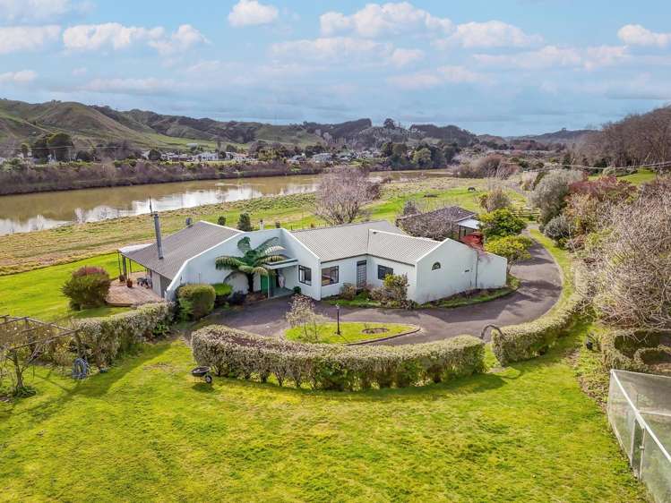 39 Riverbank Road Okoia_32