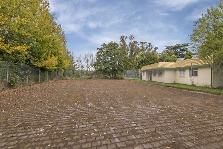 483 Yaldhurst Road Yaldhurst_23