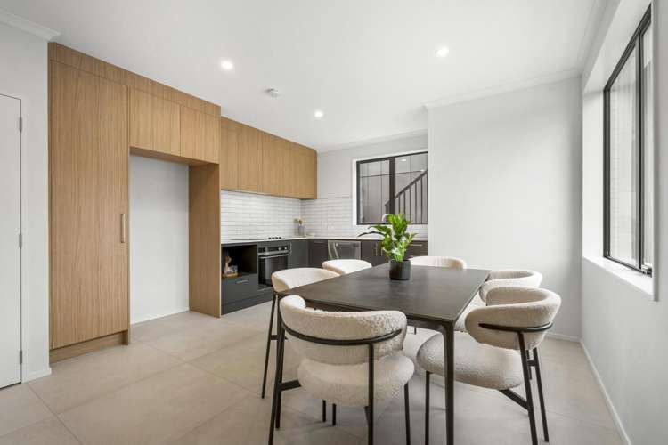 6 Waka Moana Drive Hobsonville_2