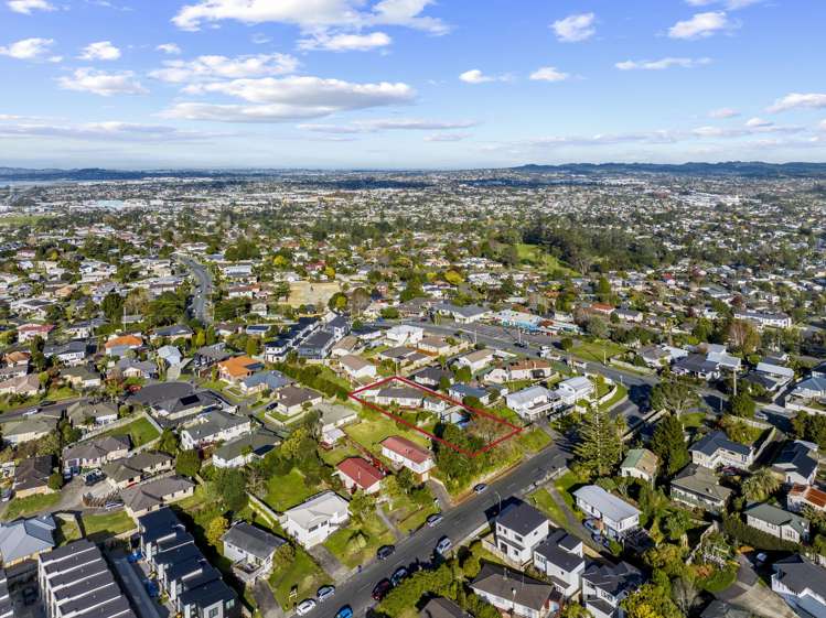177 Waimumu Road and 2 Hewlett Road Massey_9