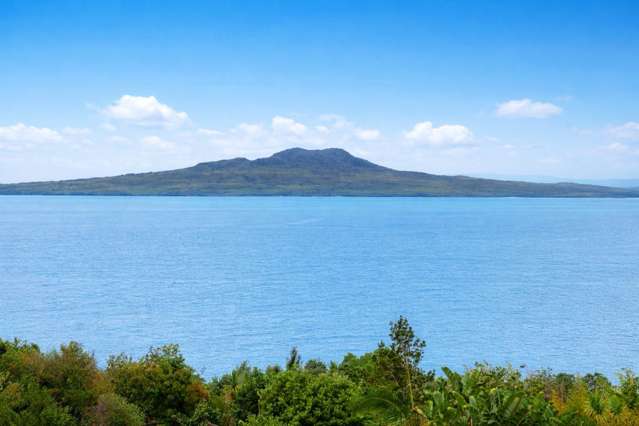 31 Churchill Road Murrays Bay_1