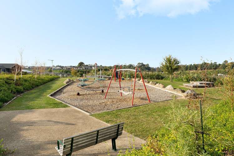 17 Te Ranga Memorial Drive Pyes Pa_16