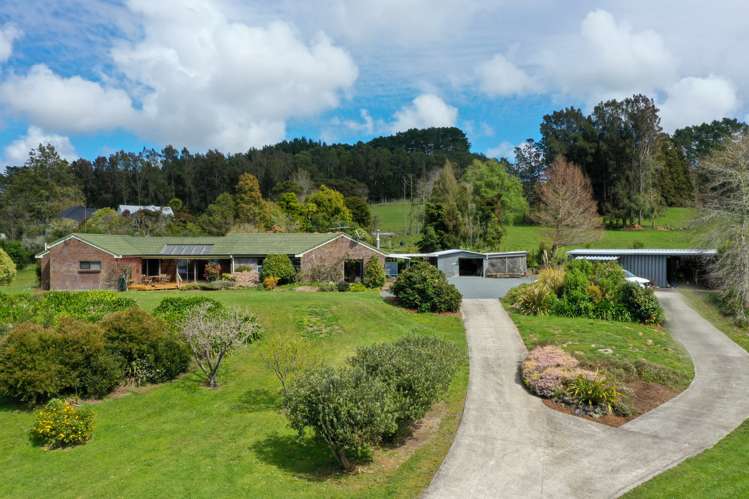 1132 Peak Road Helensville_2