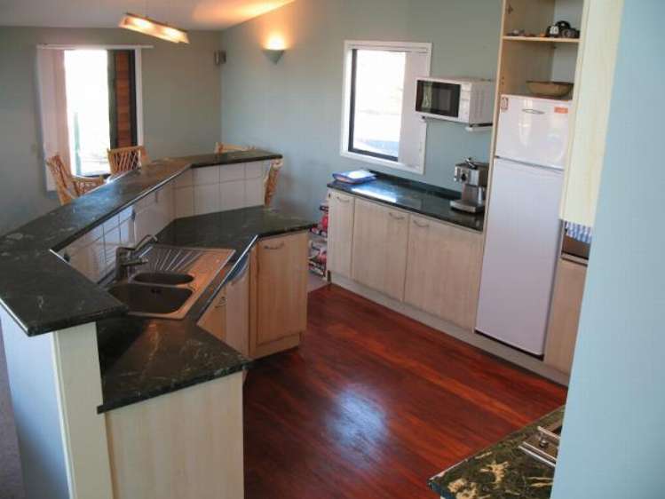 103 Ocean Close Matarangi_1