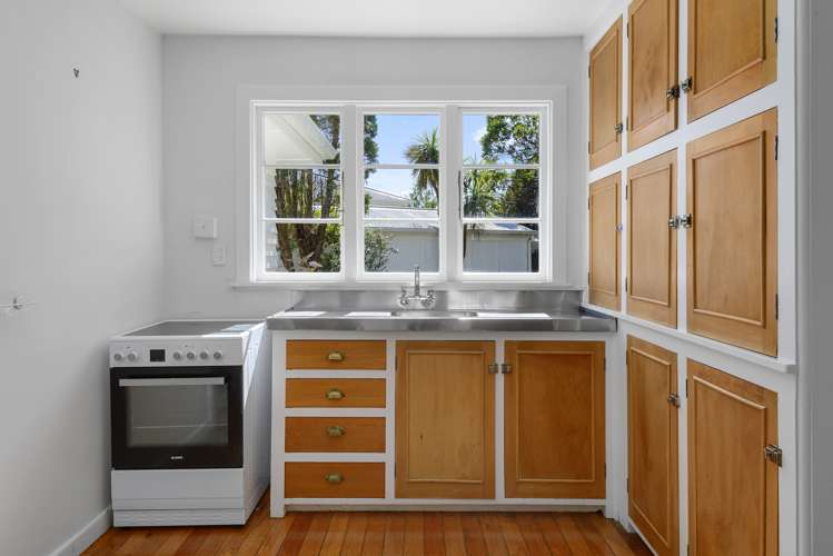 69 Wakefield Avenue Sumner_5