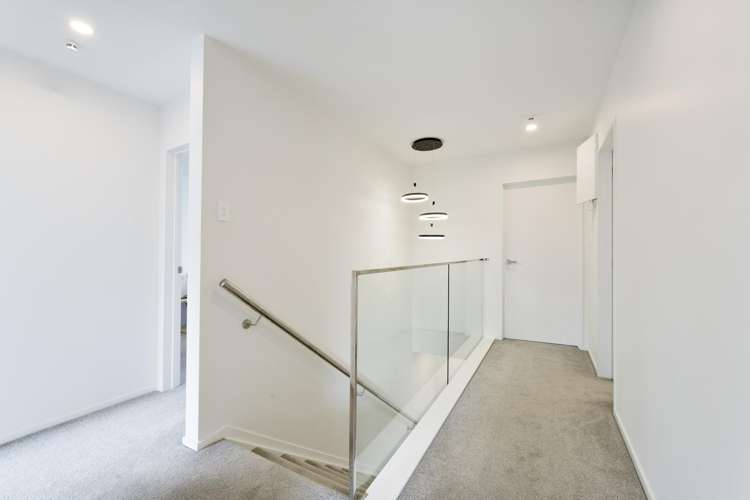 43B Fitzherbert Avenue West Harbour_16