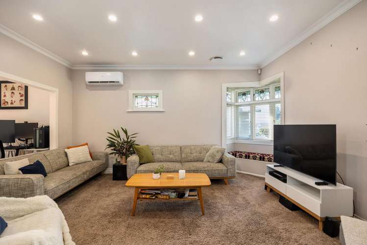 95 Alberton Avenue Mount Albert_13