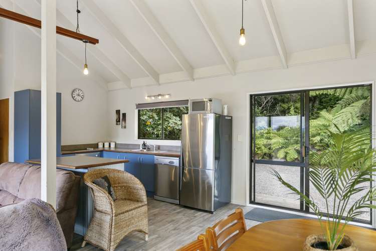 73 Kaiuru Avenue Pukawa_12