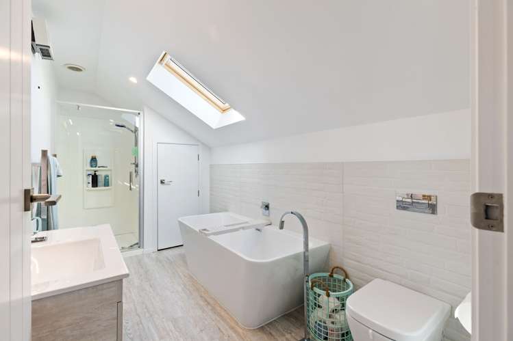 51 Coutts Way Fitzherbert_39