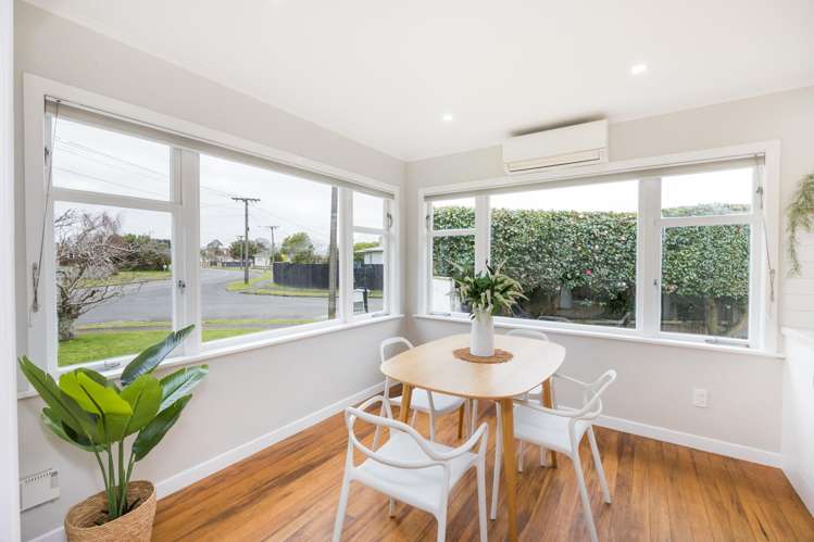 11 Churchill Avenue Feilding_19