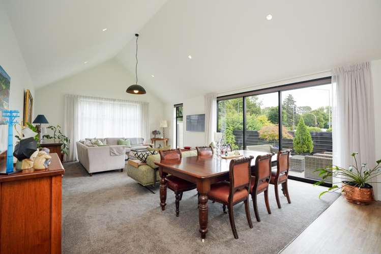 177 Queens Drive Richmond_12