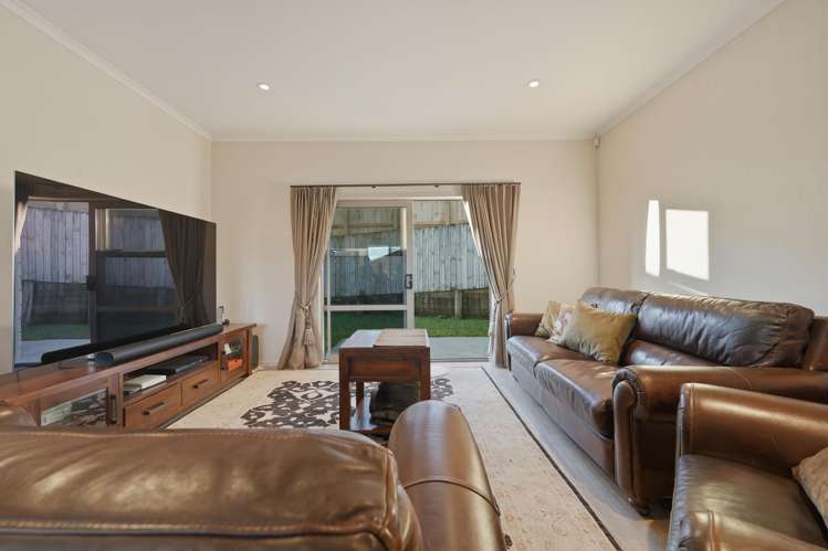 85C Dixon Road Glenview_11