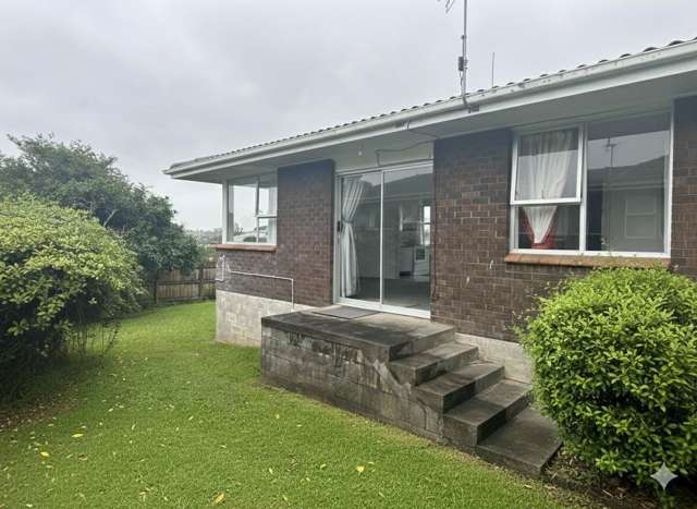 2/19 Megan Ave- For Rent