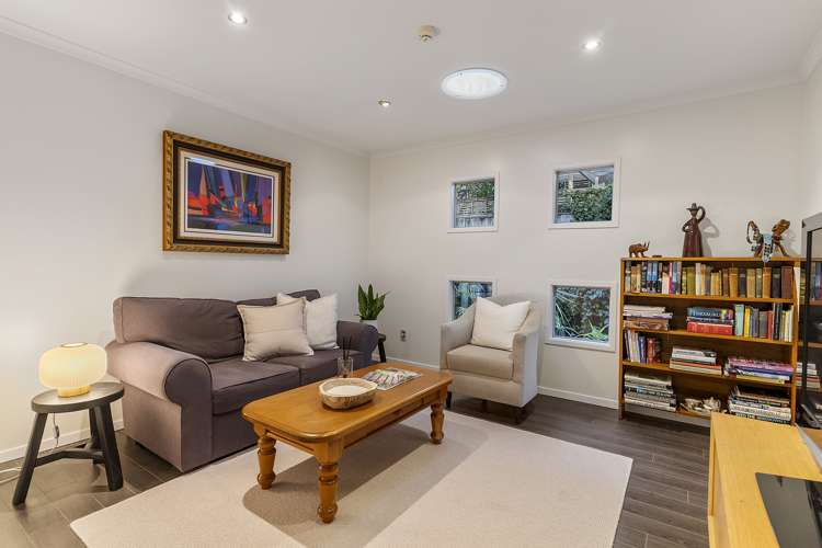 42 Pitoitoi Avenue Greenhithe_15