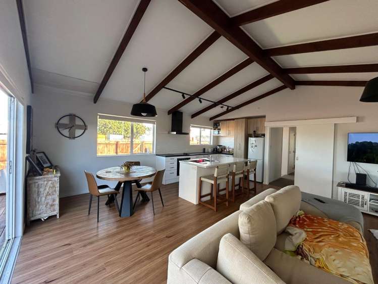 22a Opal Drive 1131_5