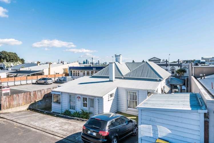 24 Victoria Road Devonport_4