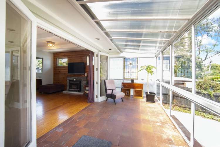 73 Barrys Road Glendene_8