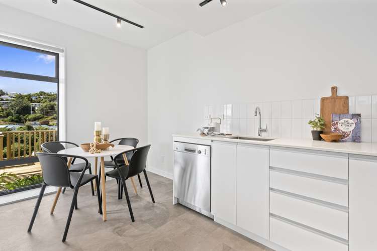 2/69 Tiketike Way Brooklyn_8