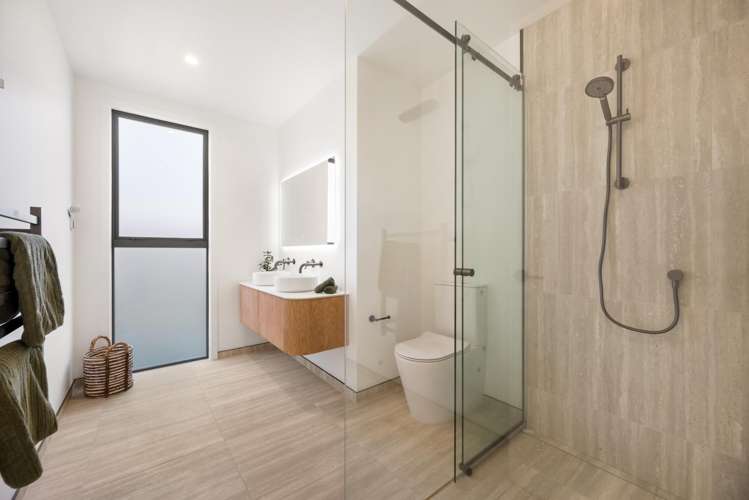 9 Berry Farm Drive Wanaka_12