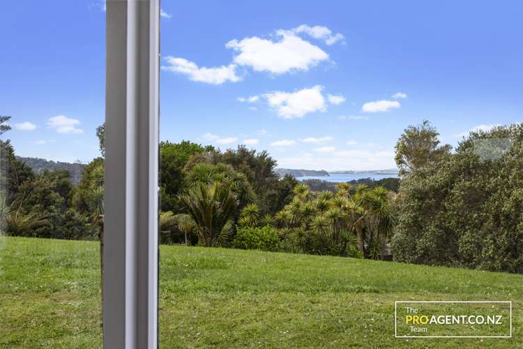 38 Victory Road Laingholm_14