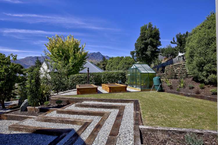 7 Gretton Way Lower Shotover_23