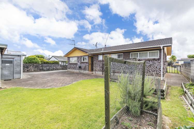 3 Booker Place Manurewa_11