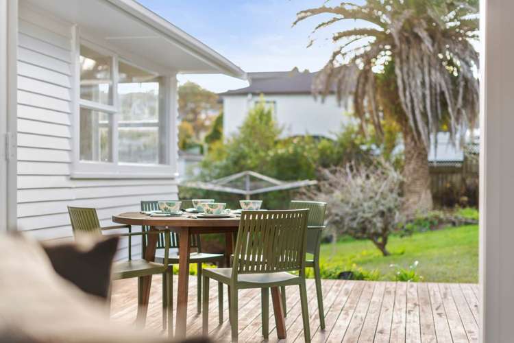 14 Juniper Road Sunnynook_12