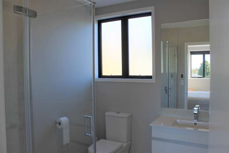 6/16 Grants Road Papanui_9