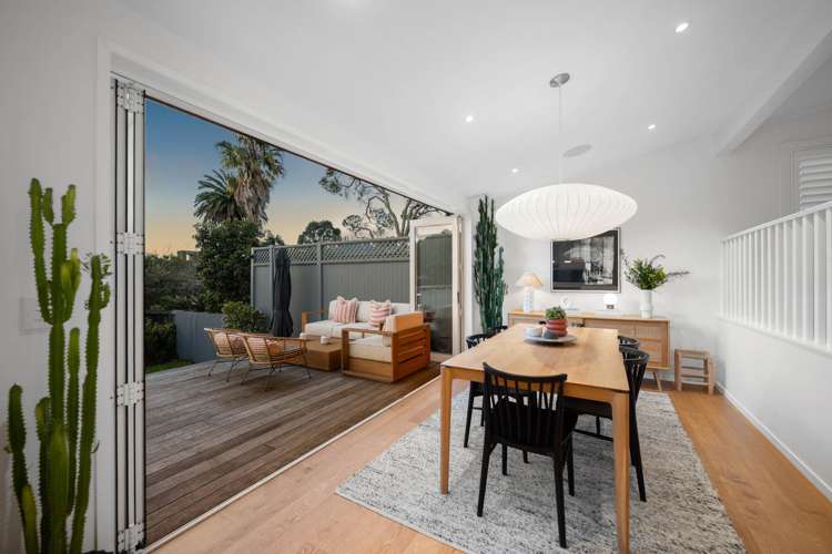 15 Albert Road Devonport_10