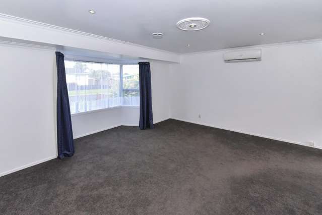 8 Adel Place Manurewa_1