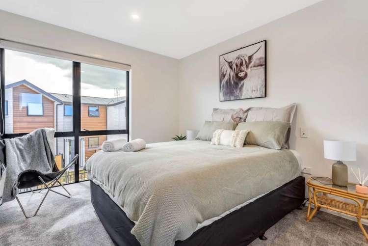 10/172 Don Buck Road Massey_4